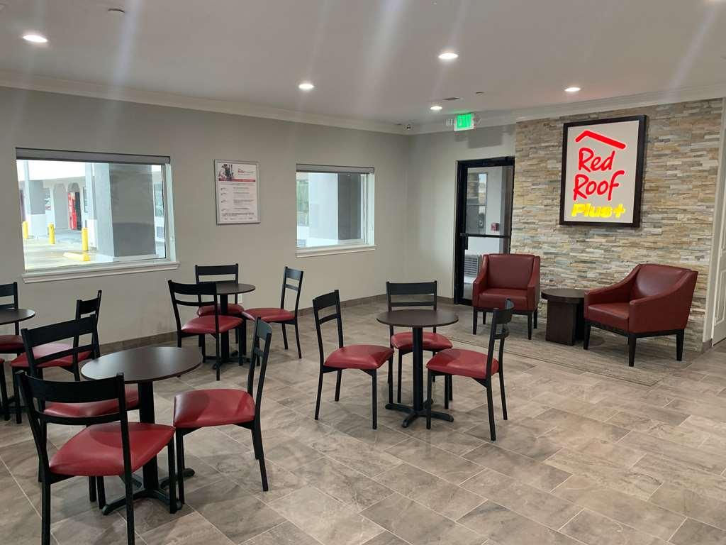 Red Roof Inn Plus + Galveston - Beachfront Interiør bilde